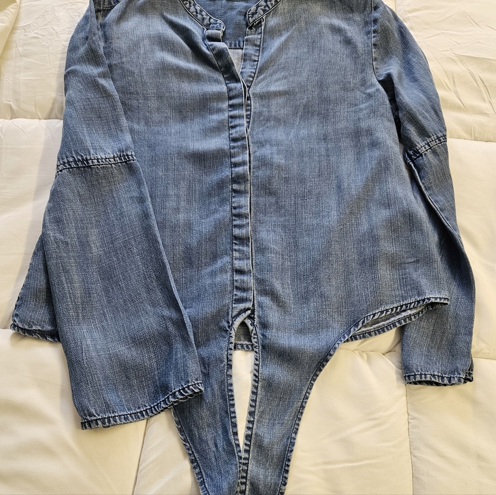 Velvet Heart Long-Sleeved Denim Shirt - Picture 5 of 5